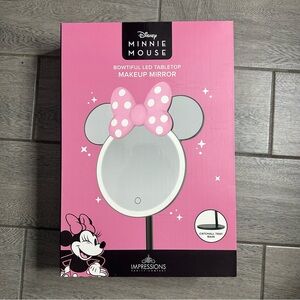 Impressions Vanity Minnie Mouse Bowtiful LED Tabletop Makeup Mirror